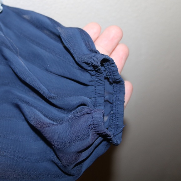 Blue Bow Blouse! - Picture 6 of 8